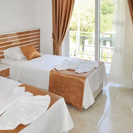 Sleeps 8 Pool Air Con Wifi Ovacık